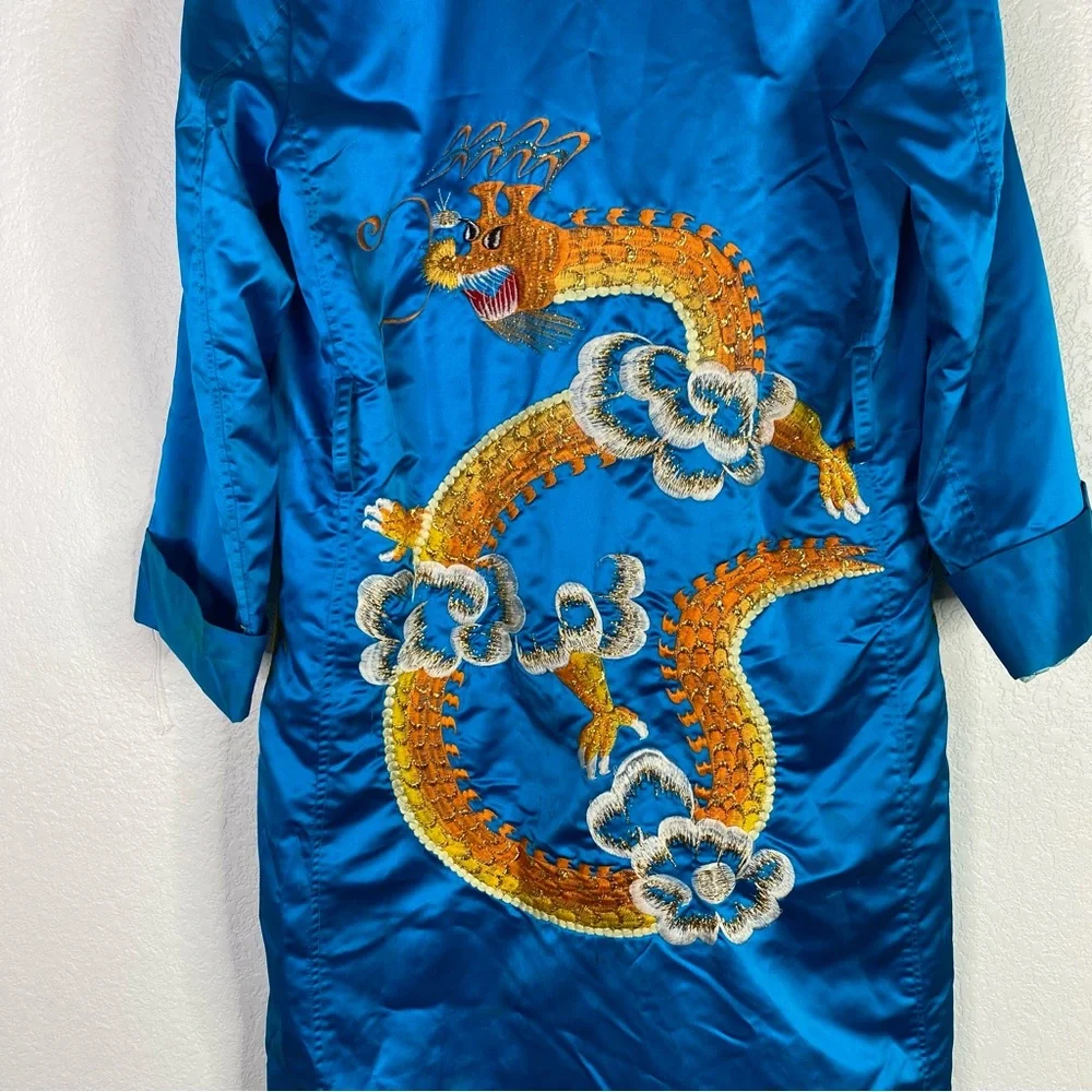 Vintage Mitopa Department Store Blue Satin Dragon Embroidered Asian Robe - Picture 13 of 14